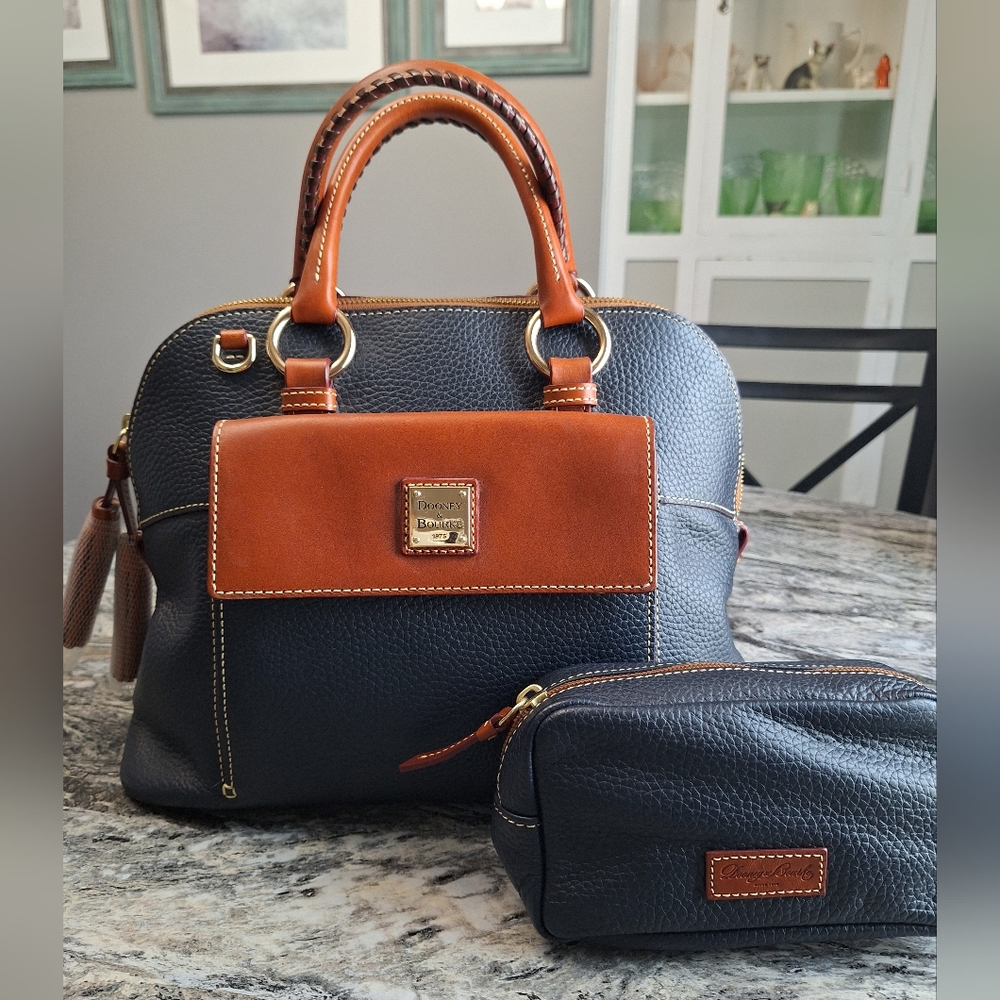 Dooney and Bourke Pebble Leather Aubrey Satchel, EUC, Navy